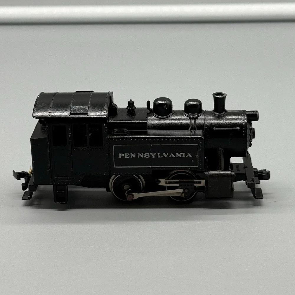 Vintage Mantua 3992 HO Scale Pennsylvania Steam Locomotive PRR Tested Works